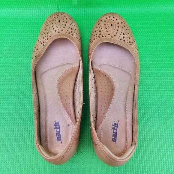 ✅EARTH ROYALE SAND BROWN LEATHER BALLET FLATS WOMENS Size 9B LOAFERS DRESS SHOES - Picture 6 of 16